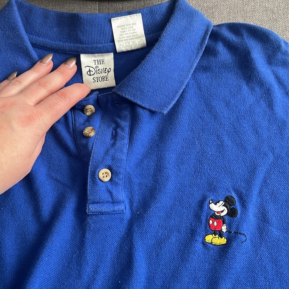 Men’s size XL Mickey Mouse polo. - Picture 2 of 2